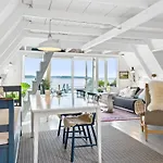 Fifi - 10m To The Fjord By Interhome