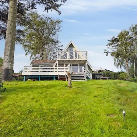 Fifi - 10m To The Fjord By Interhome Børkop