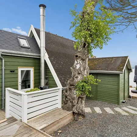 Fifi - 10m To The Fjord By Interhome * 宝可波