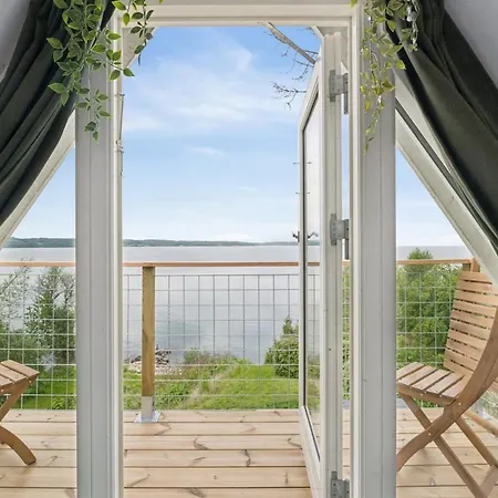 度假居 Fifi - 10m To The Fjord By Interhome
