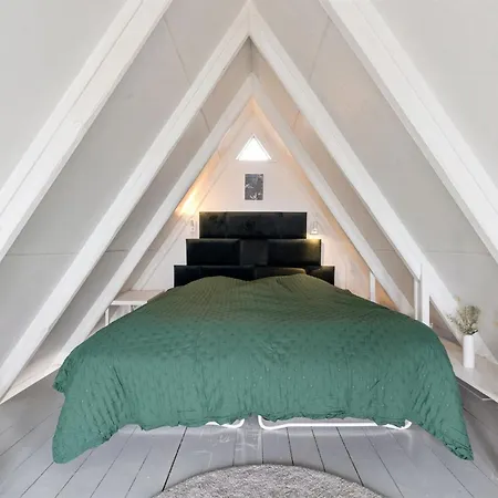 Fifi - 10m To The Fjord By Interhome Børkop