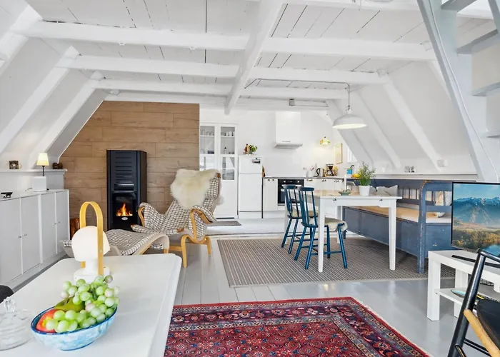 Fifi - 10m To The Fjord By Interhome Vakantiehuis