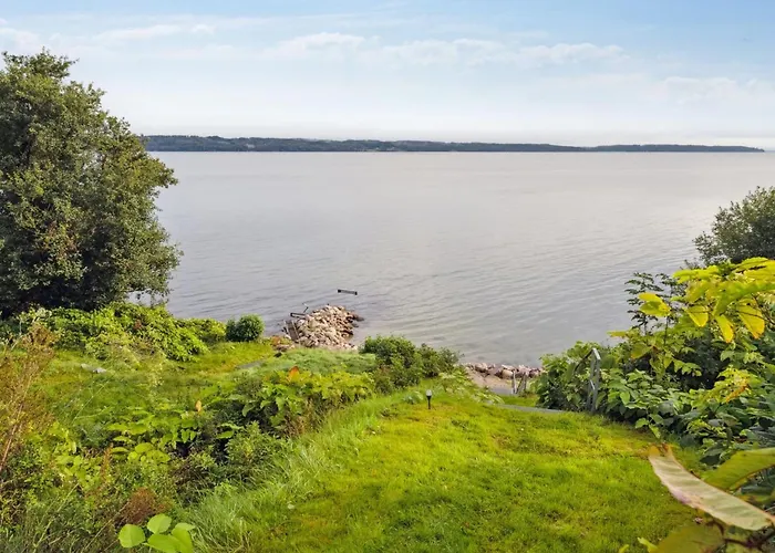 Fifi - 10m To The Fjord By Interhome Feriehus *